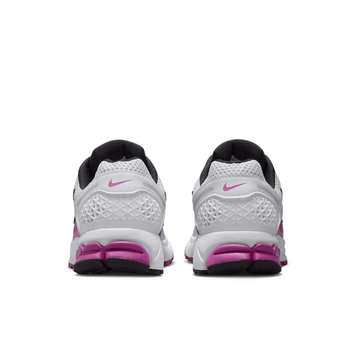 Women's Nike Vomero 5 'Hot Fuchsia'