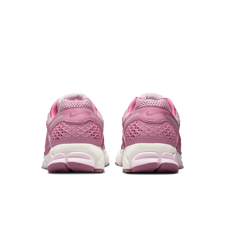 Women's Nike Vomero 5 'Elemental Pink'