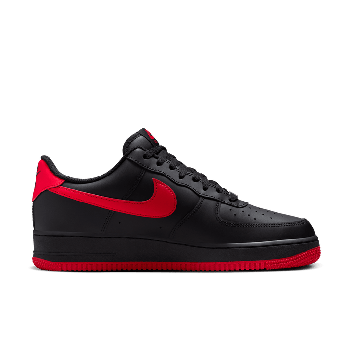 Nike Air Force 1 '07 'Black/University Red'