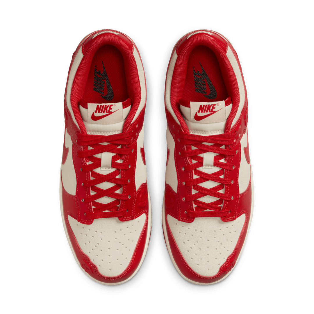 Women's Nike Dunk Low 'Red Roses'