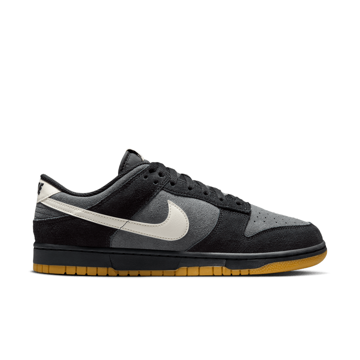 Nike Dunk Low SE 'Black/Grey/Gum'