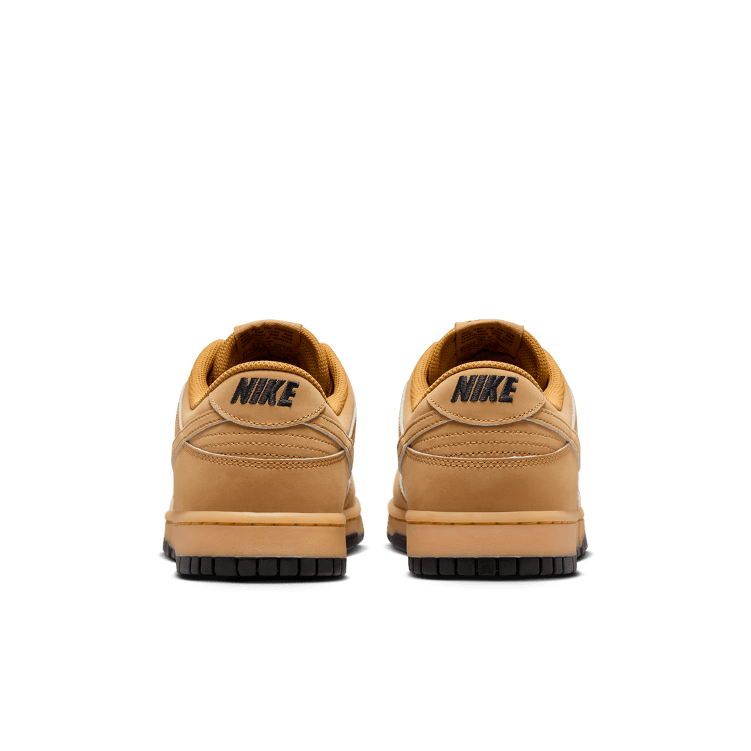 Nike Dunk Low Retro SE 'Wheat/Black'