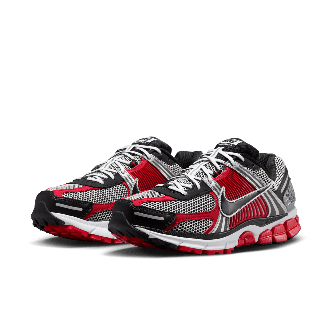 Nike Zoom Vomero 5 'Metallic Silver/University Red'