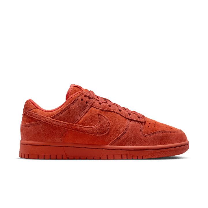 Women's Nike Dunk Low SE 'Picante Red'